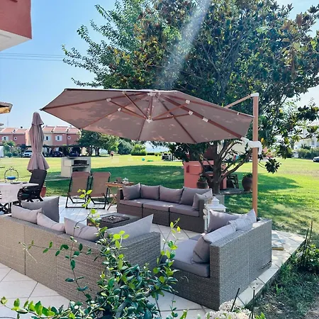 בית נופש Luxurious Seaside Sithonia Halkidiki נאוס מרמרס